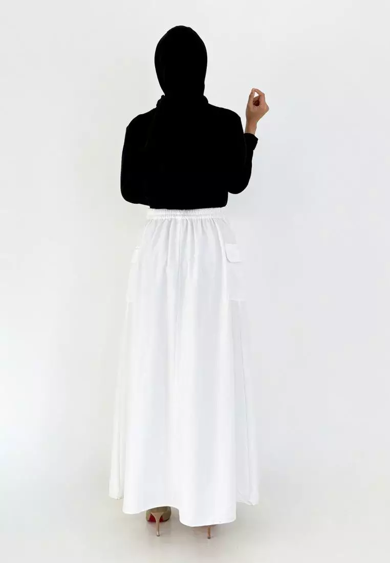 Carla Suede Skirt (Rok Panjang A-Line) PUTIH