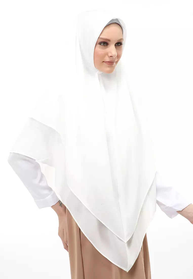 Layla Jilbab Syar'i Jumbo Motif Polos Relaxed Fit - Broken White