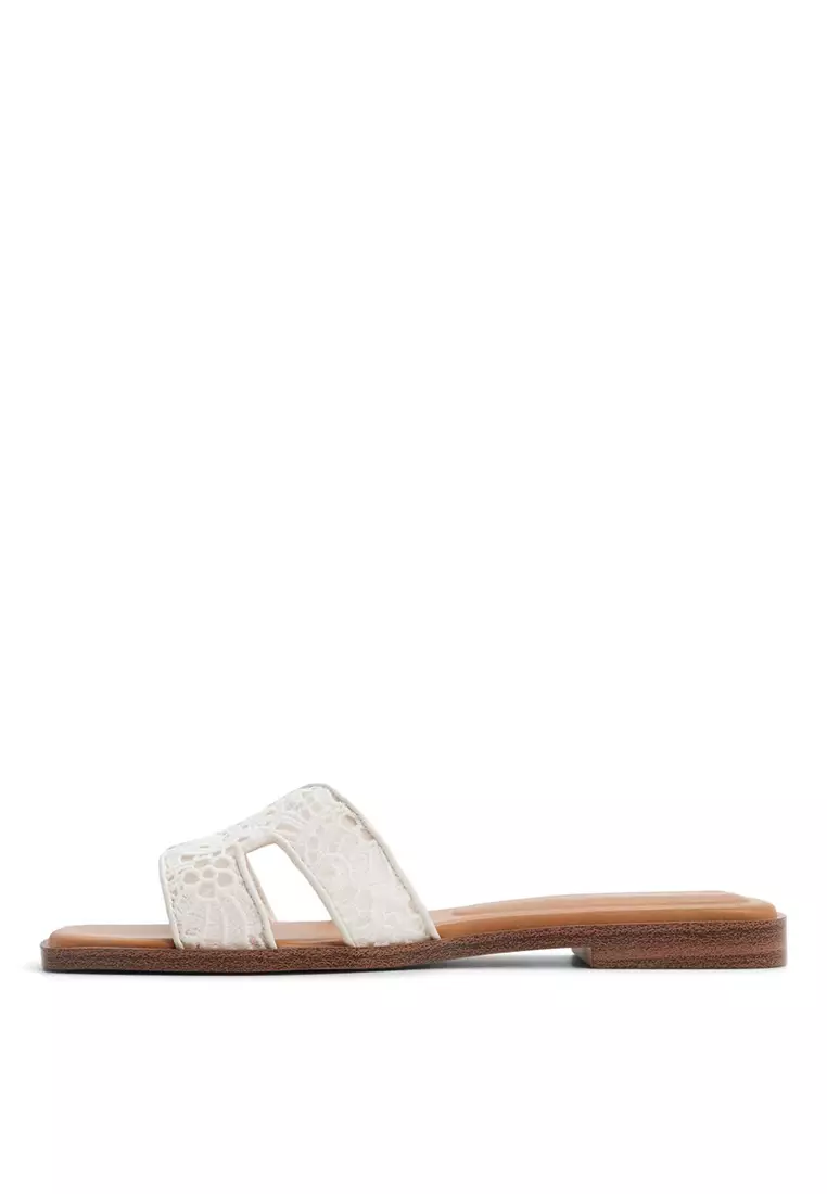 Itsandal Sandals
