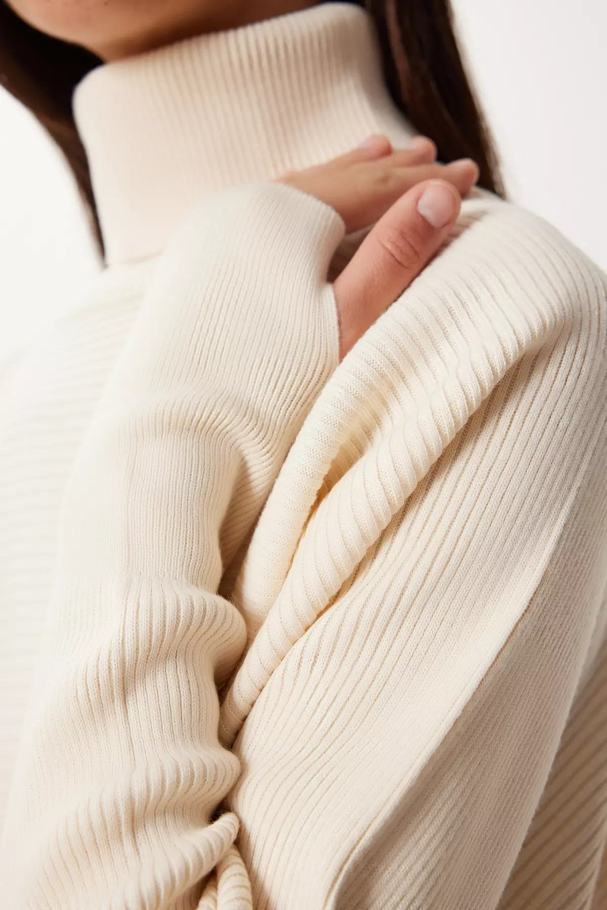 Women's Cream Finger Snap Crop Ribbed Knitwear Sweater Mx00238