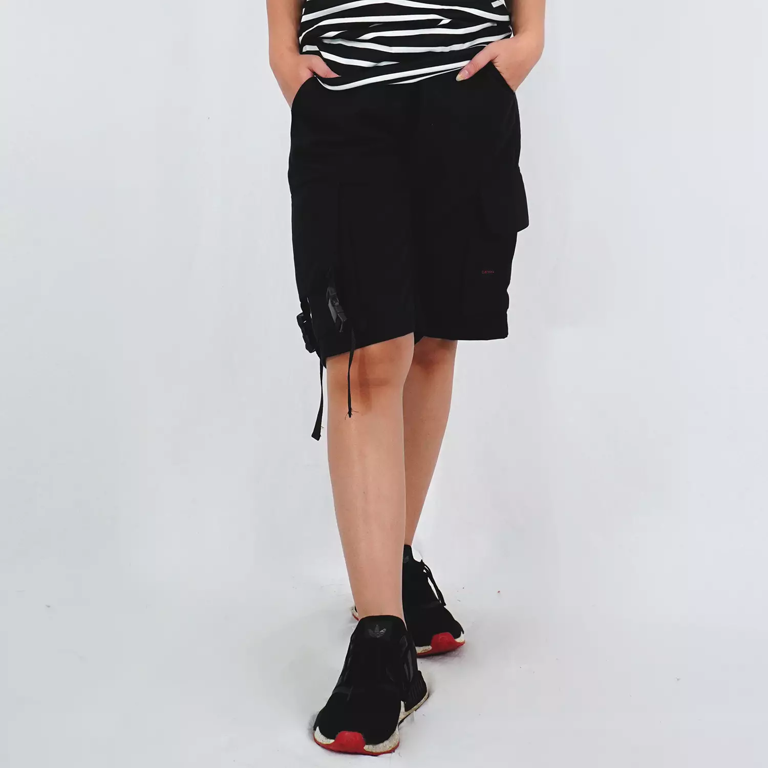 OKECHUKU Wilia Celana Pendek Wanita Selutut Celana Santai Wanita Short