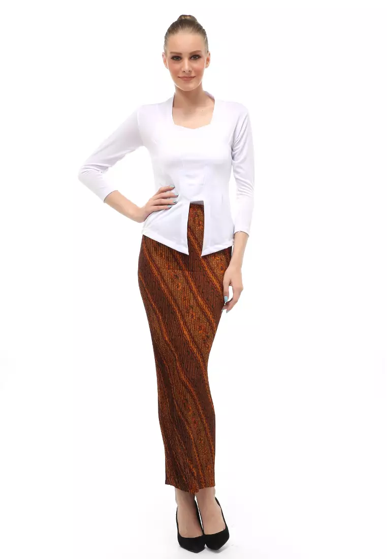 Kebaya Atasan Wanita Motif Solid Long Sleeves Slip On Style Design Casual Relaxed Fit - Putih