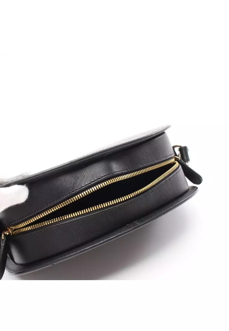 A.p.c. chain Shoulder bag black Smooth Black Leather Used 27×19cm