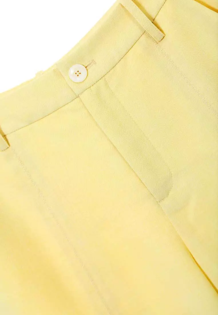 Basic Pale Yellow Bermuda
