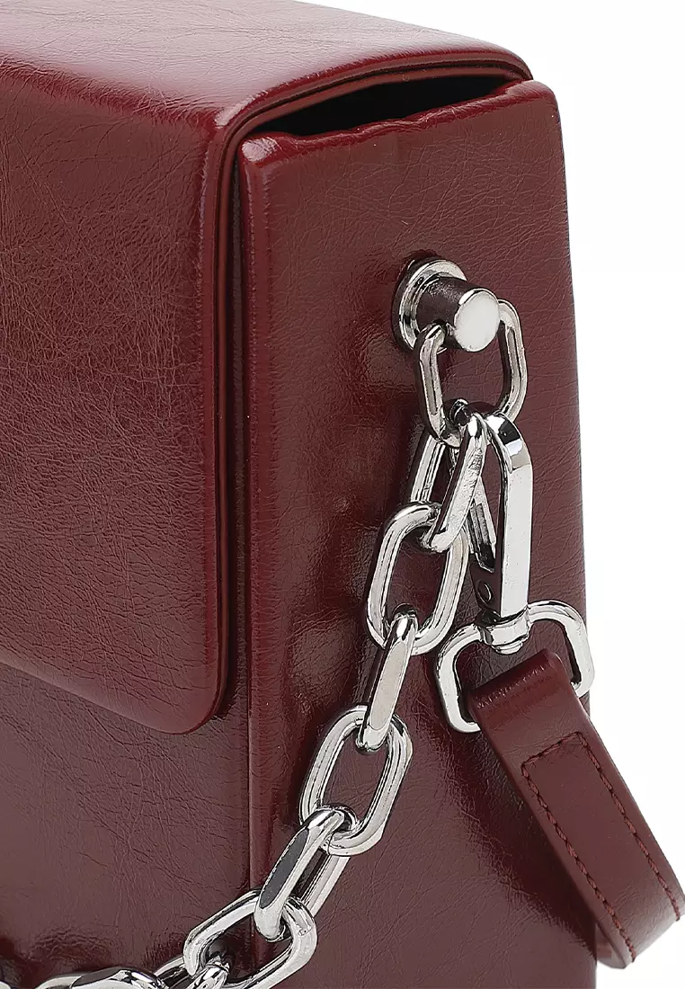 Women's Sling Bag / Crossbody Bag / Shoulder Bag - Wine Red