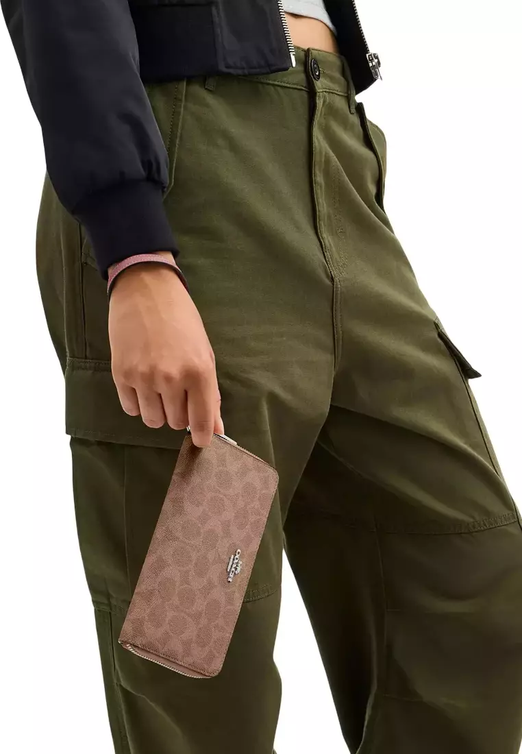 Long Zip Around Wallet With Detachable Card Case In Signature Canvas - Tan/ Dusty Pink CBZ99