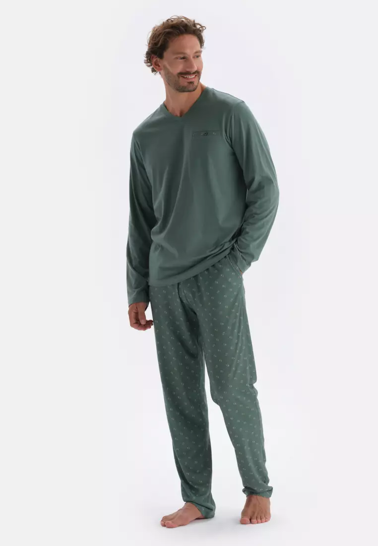 Green T-Shirt & Trousers Knitwear Set, V-Neck, Regular Fit, Long Leg, Long Sleeve Sleepwear for Men