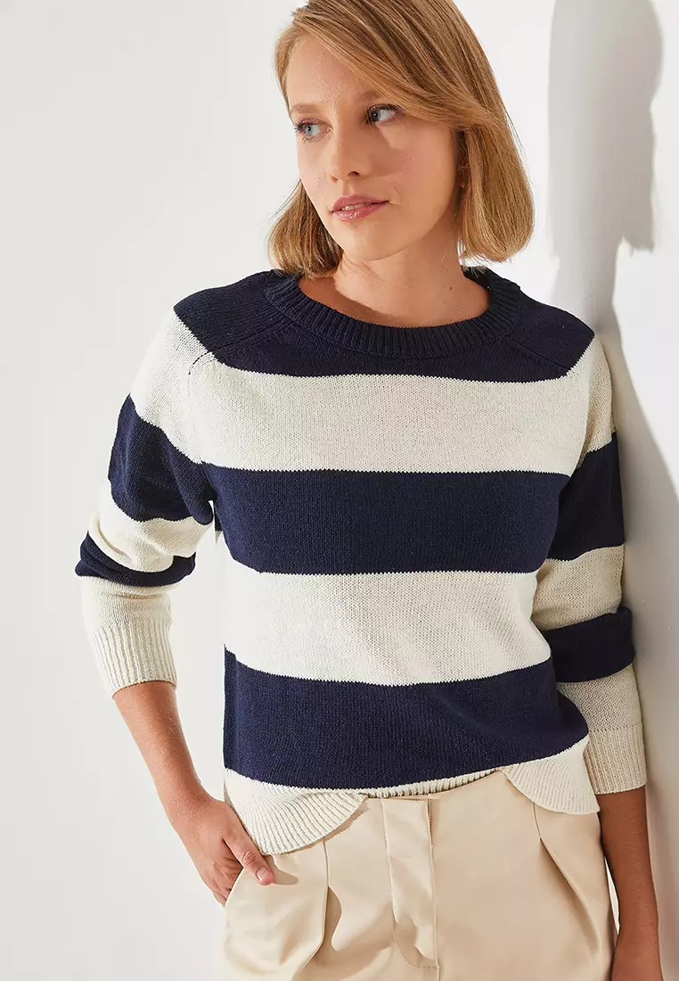 Stripe Raglan Sleeves Sweater