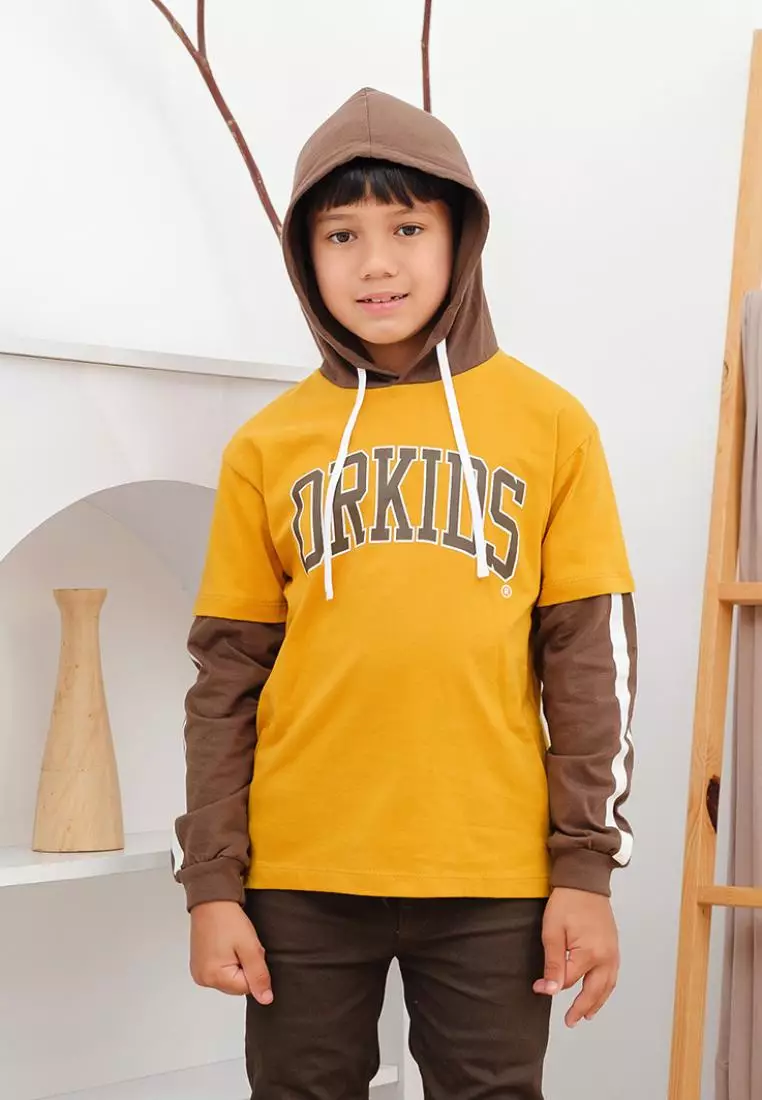 Baju kaos hoodie top