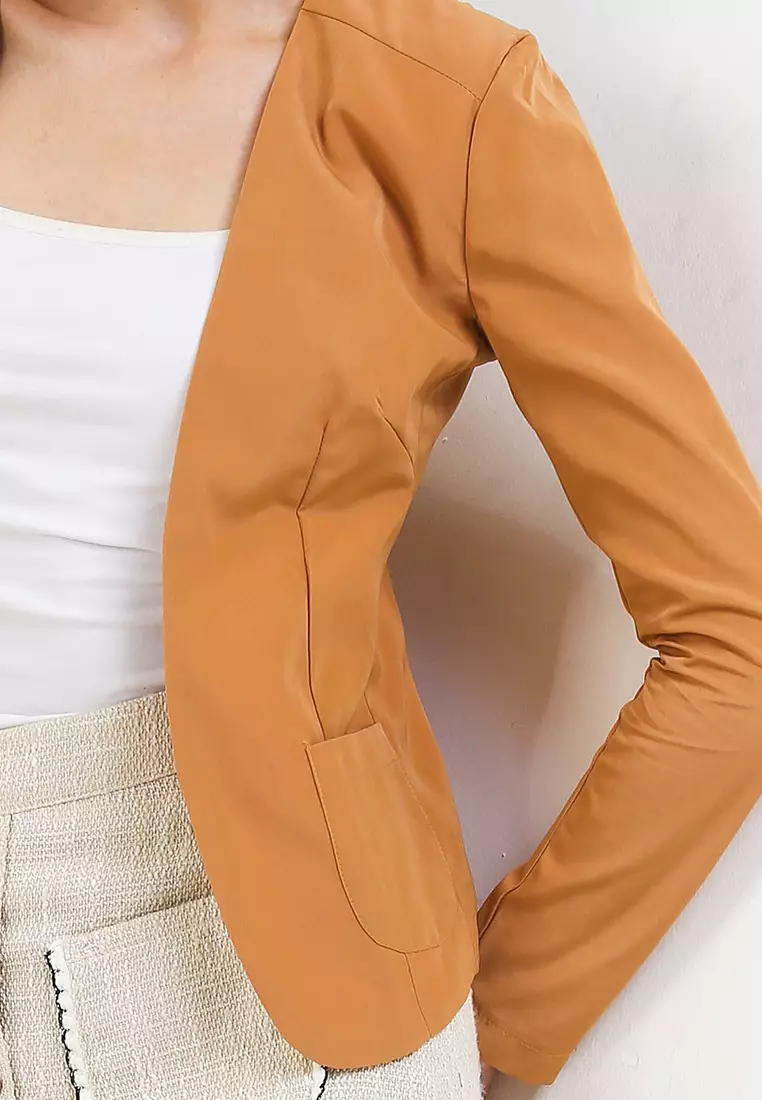 Classic Blazer with Outer Pocket