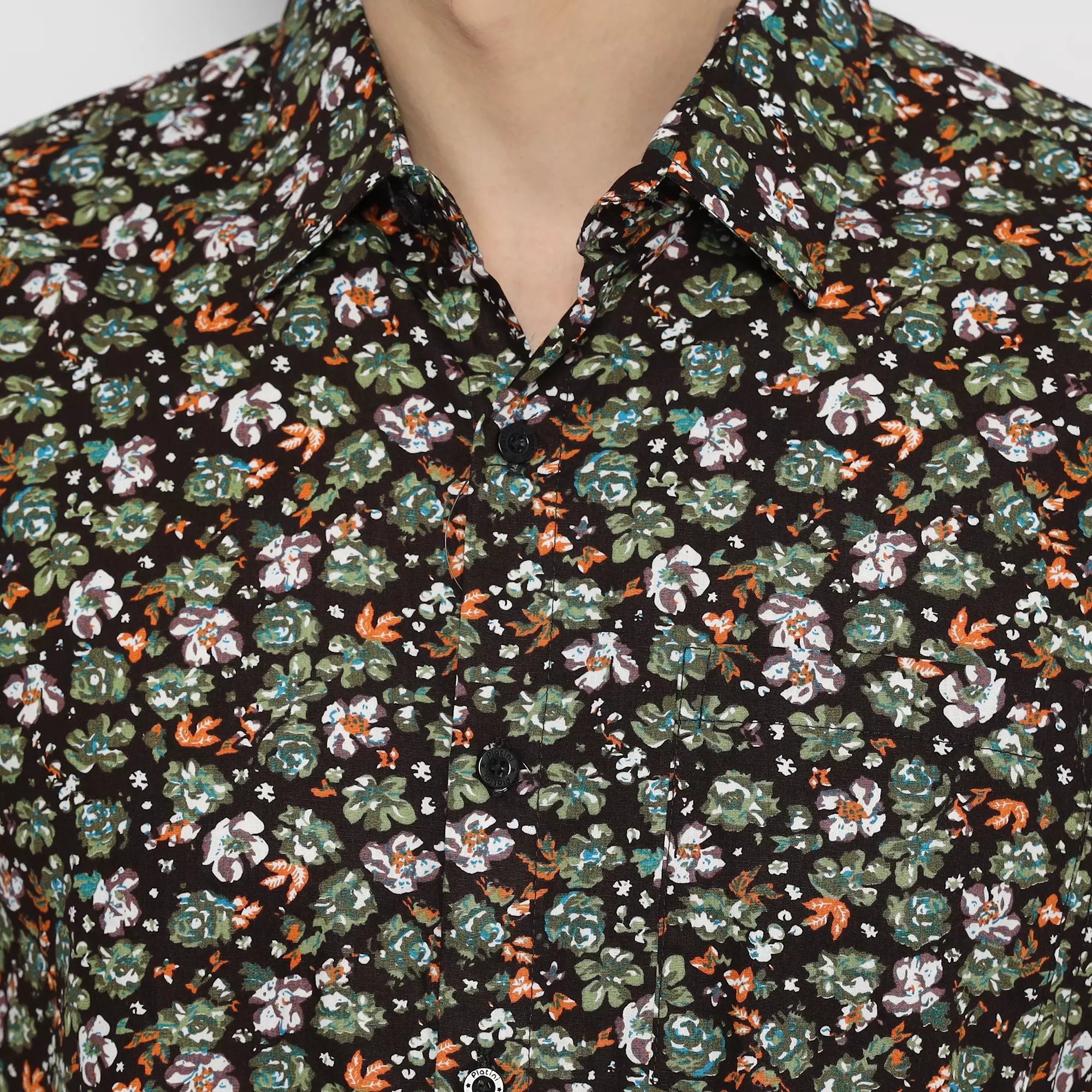 Platini Kemeja Motif Pria Lengan Pendek Hitam 132184