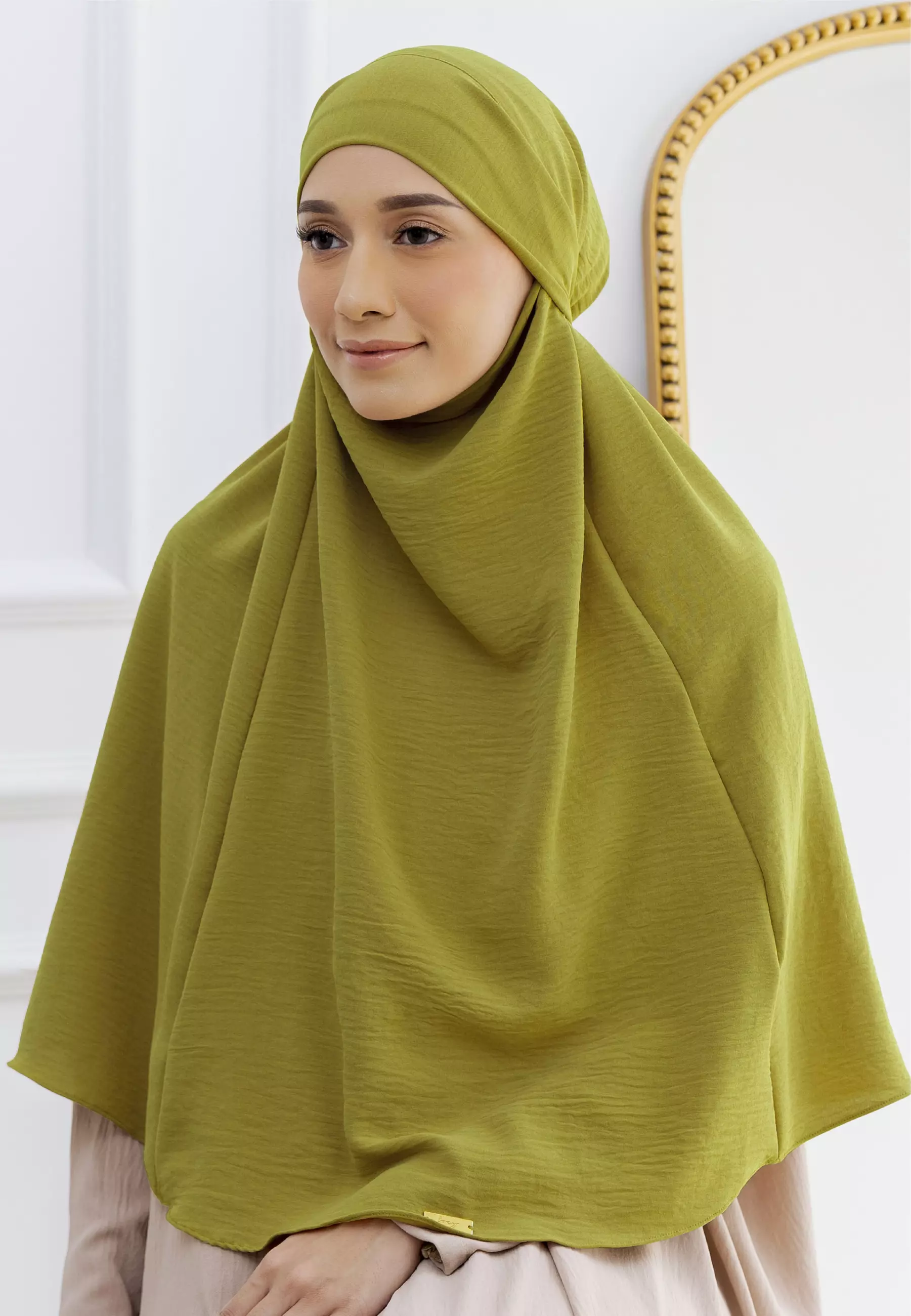 Halima French Khimar Zaitun
