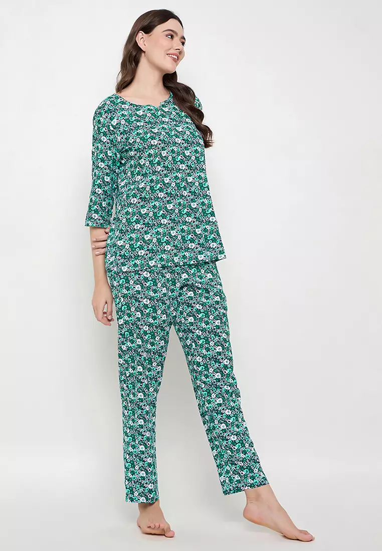 Clovia Floral Print Top & Pyjama Set in Dark Green- Rayon