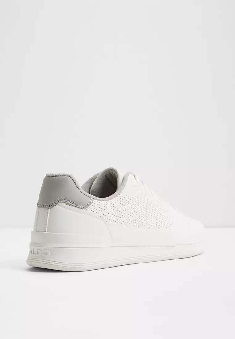 Robie Low-Top Sneakers