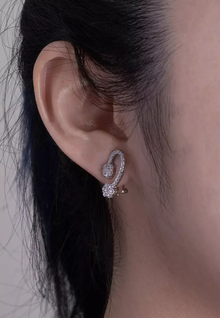 TOMEI Diamond Earrings White Gold 750