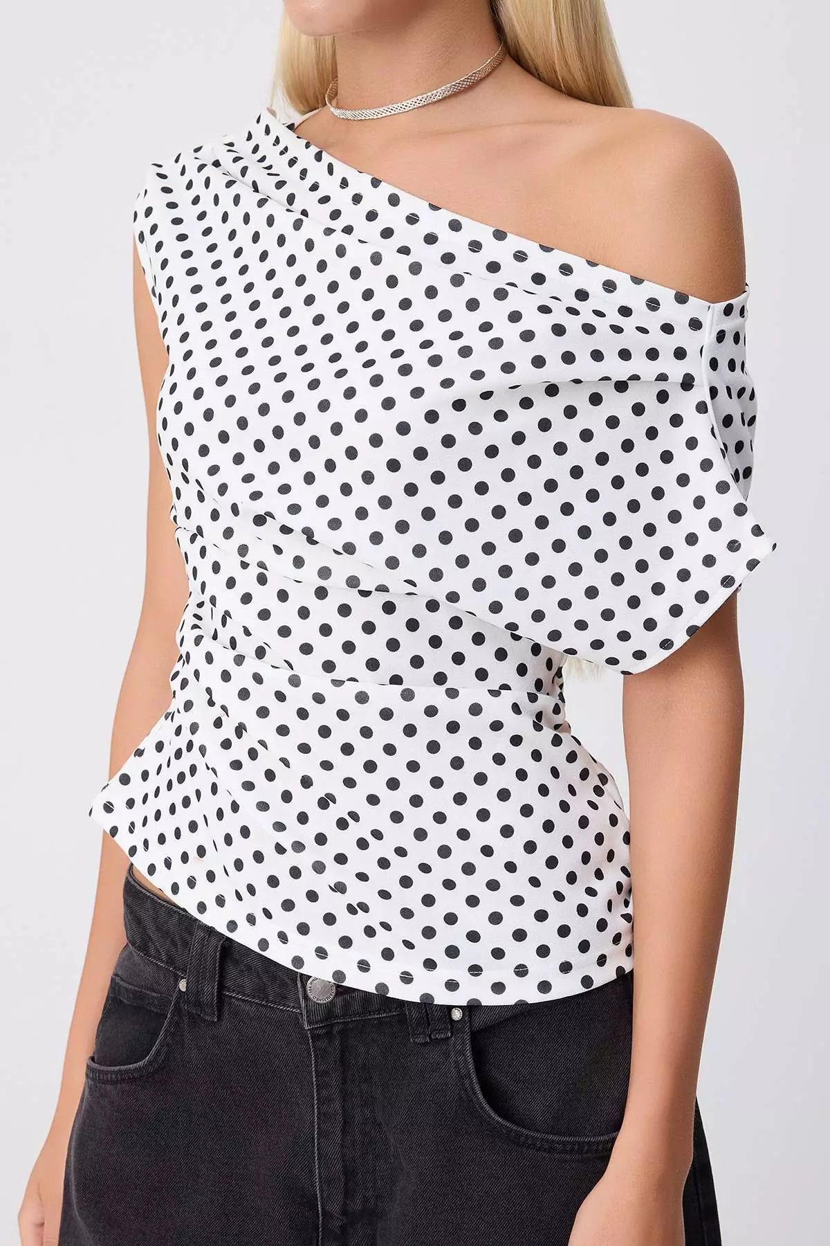 Multi-Colored Polka Dot Gathered/Drape Detailed Flowy Asymmetrical Neckline Knitted Blouse Twoss25Bz00024