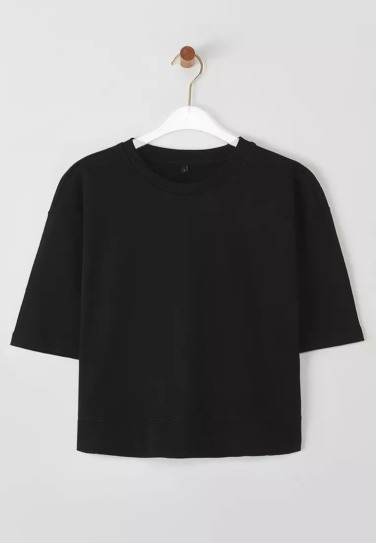 Black Relaxed/Comfortable Crop Crew Neck Knitted T-Shirt