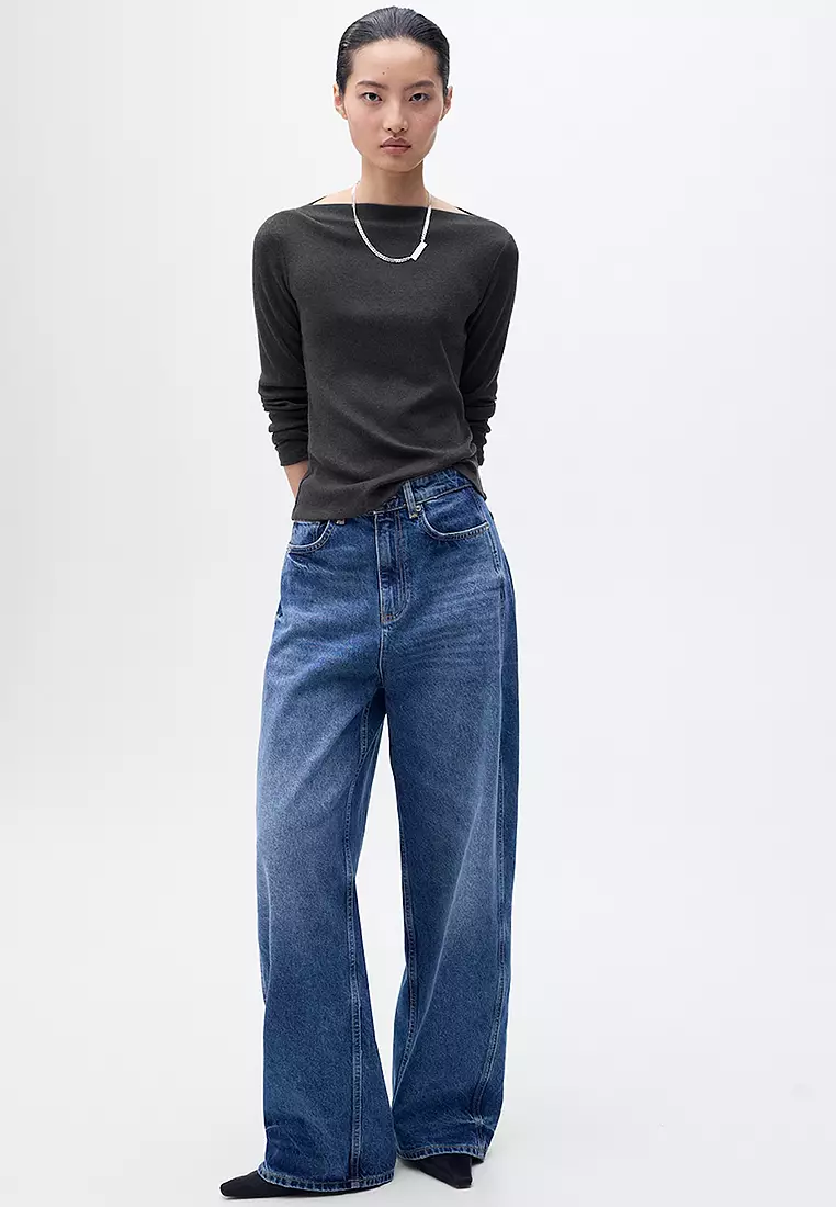 Long-Sleeved Boat-Neck T-Shirt