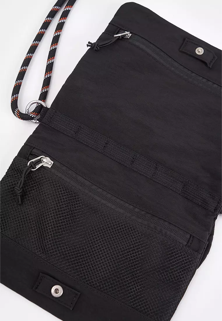 Loop Lab Flat Sling Bag