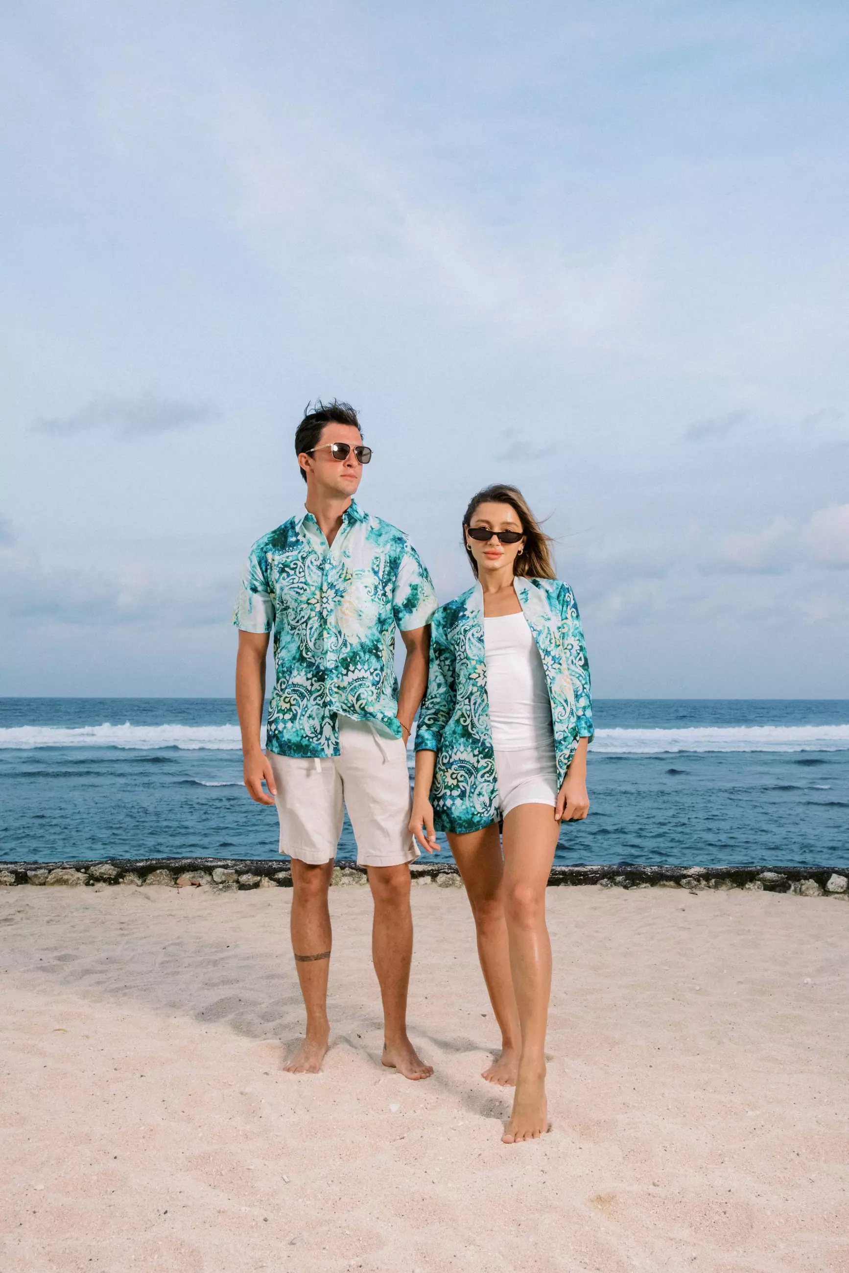 Kiva Turqoise Kemeja Pria  Pendek Slim Fit Digital Print