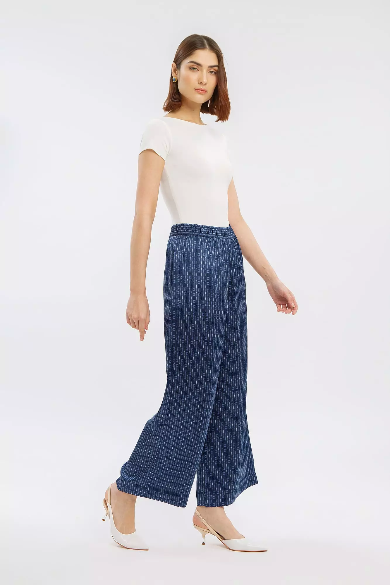 Minimal Nesrine Pants Navy Warna NAVY