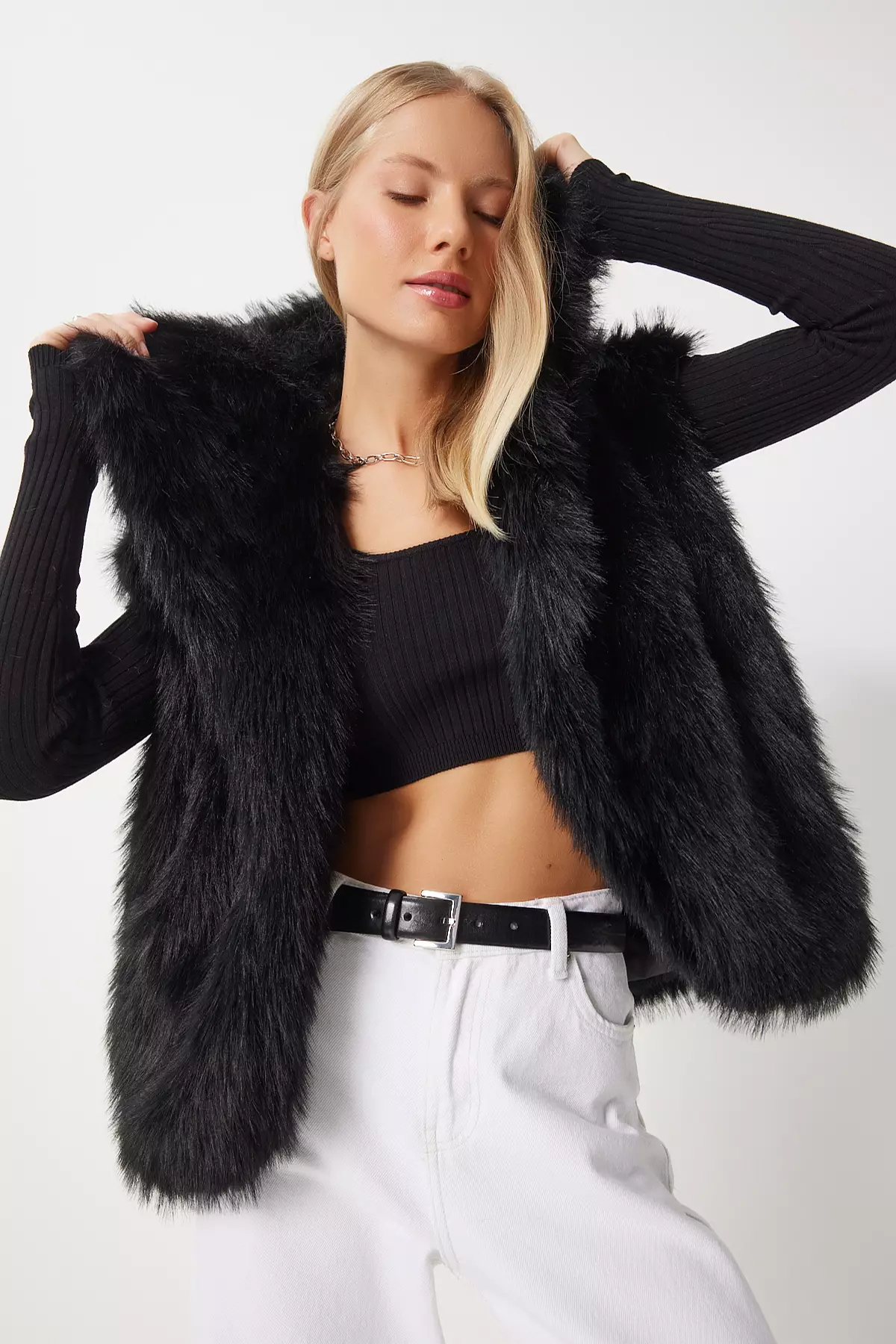 Black Faux Fur Women's Vest - Yl00003