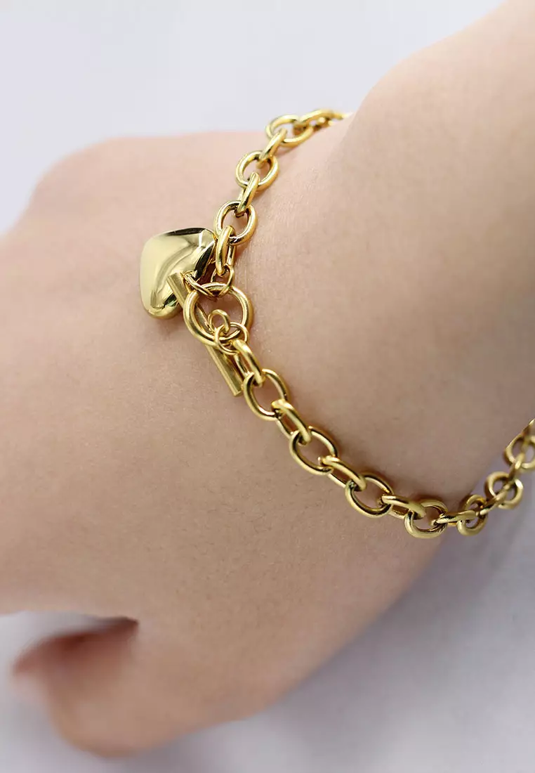 Eva Engravable Heart Toggle Clasp Bracelet Chain Bracelet in Gold