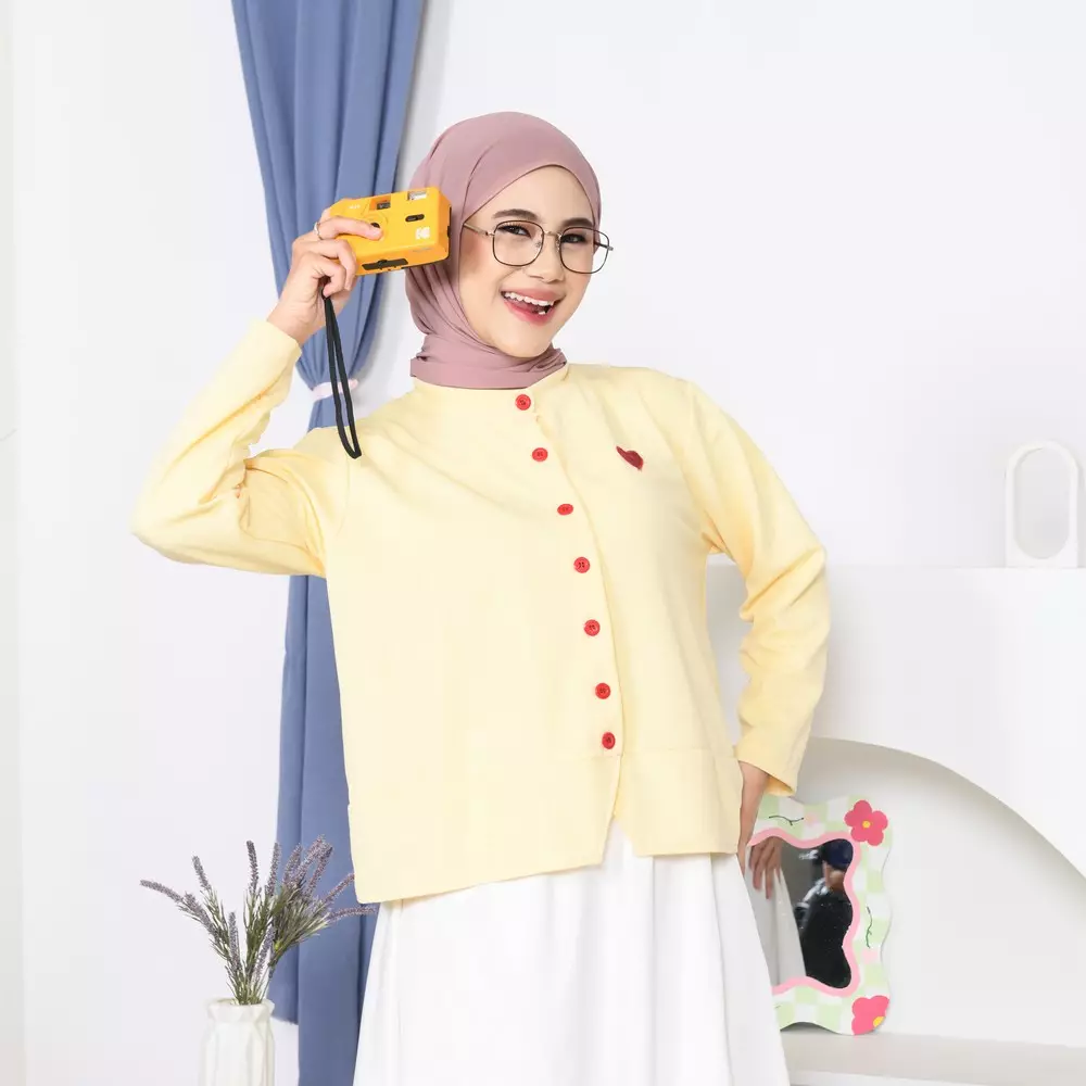 Heart Knit Cardigan - Soft Yellow M19829 R58S2