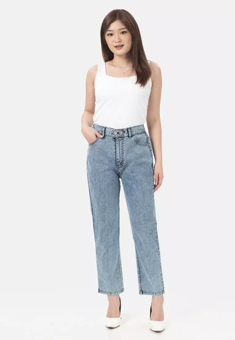 Tapared Two Button Jeans in Aqua