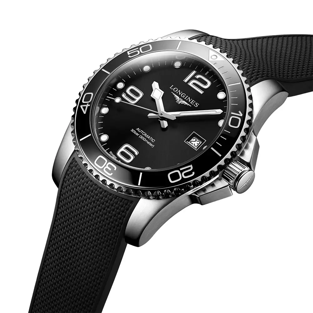 HydroConquest 41 - L3.781.4.56.9 Automatic Sunray Black