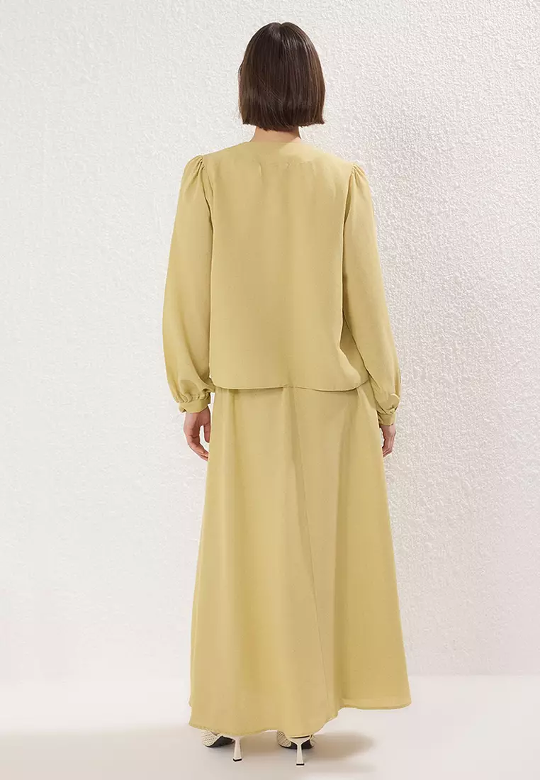 Light Khaki Binding Detailed Linen Blended Weaving Upper-Lower Team TCTSS25US00031