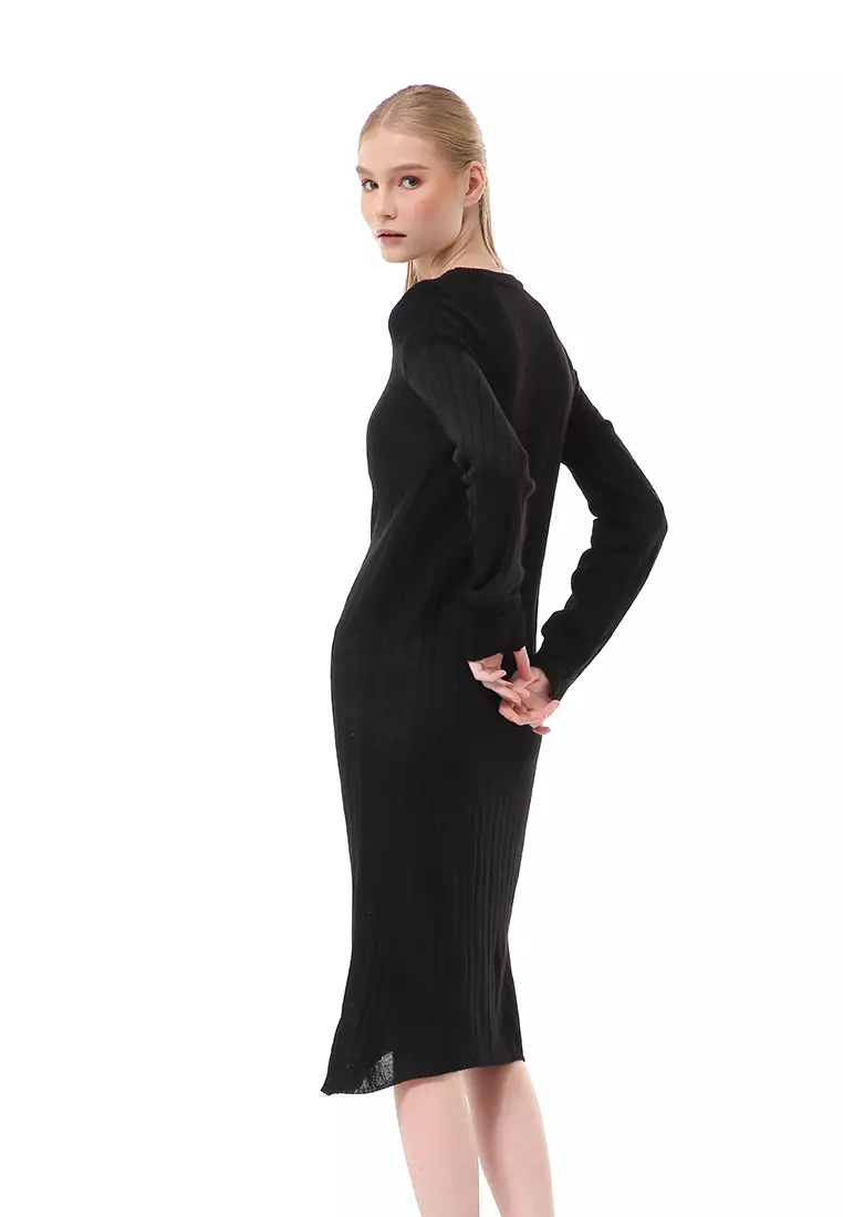 Adela Dress Rajut Tunik Wanita Motif Polos Long Sleeve Relaxed Fit - Hitam