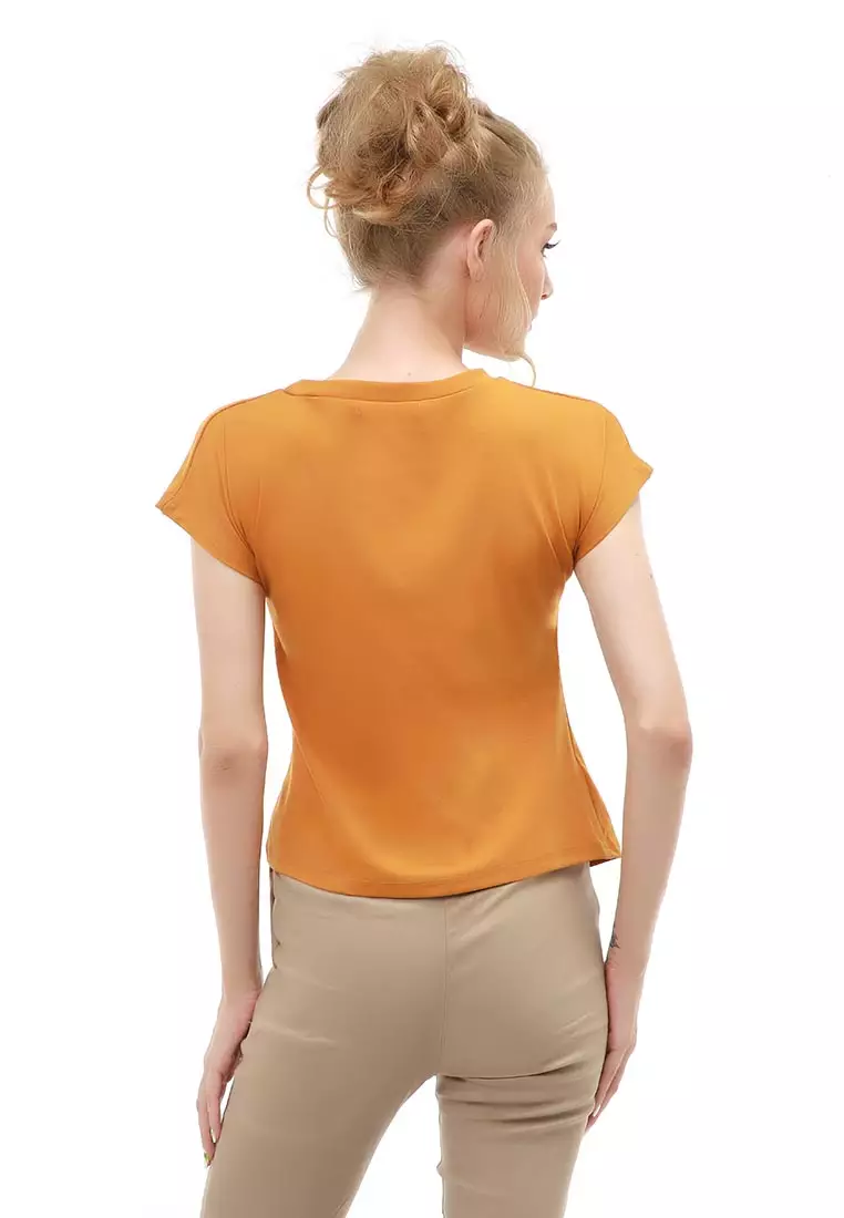 Genevie T-Shirt Kaos Kasual Wanita Staylish Design Short Sleeve Material Cotton ORIGINAL - Brown