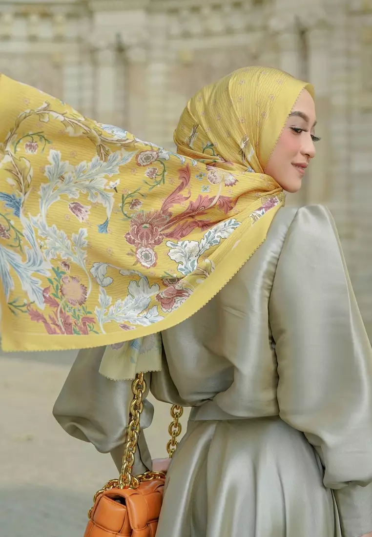 The Royale Satin Shawl - Yellow