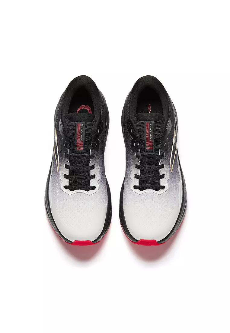 Men PG7 Travel 2.5 Running Shoes