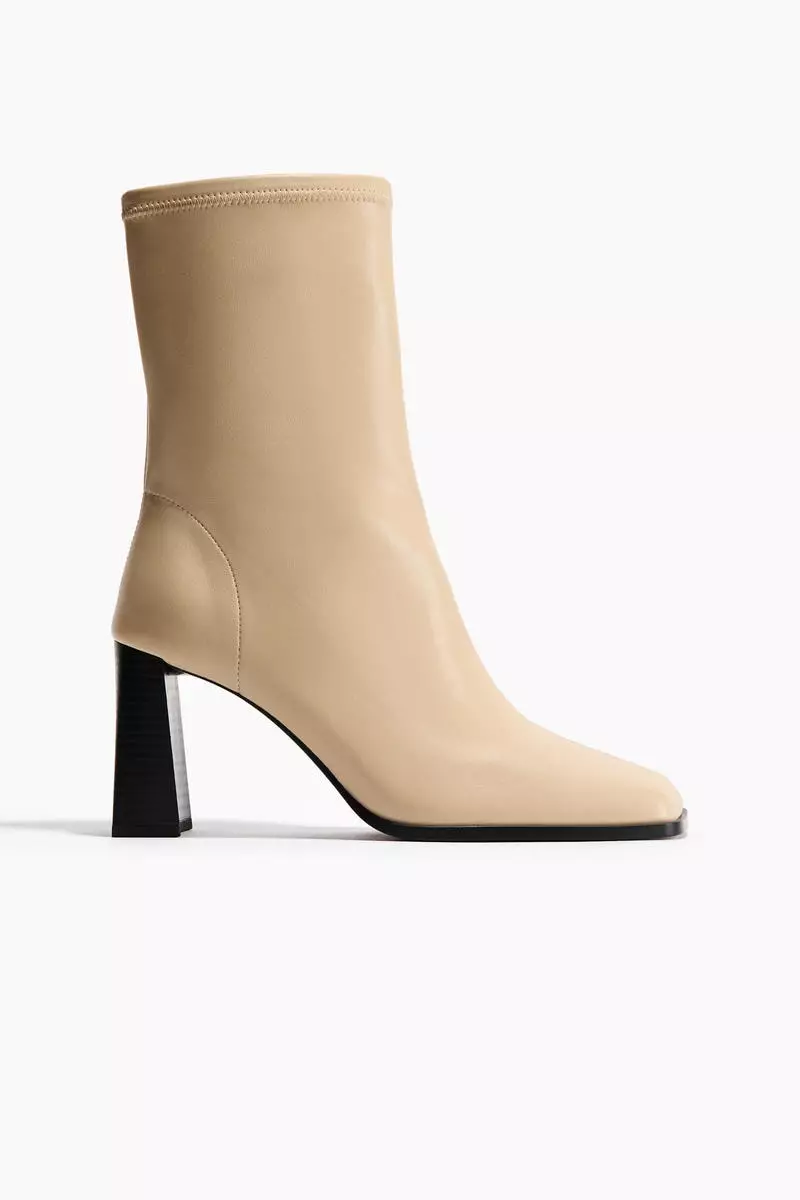 Block-heeled ankle boots