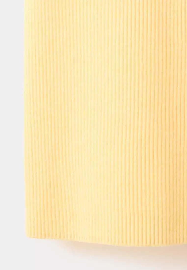Ribbed Top With Lace Detail