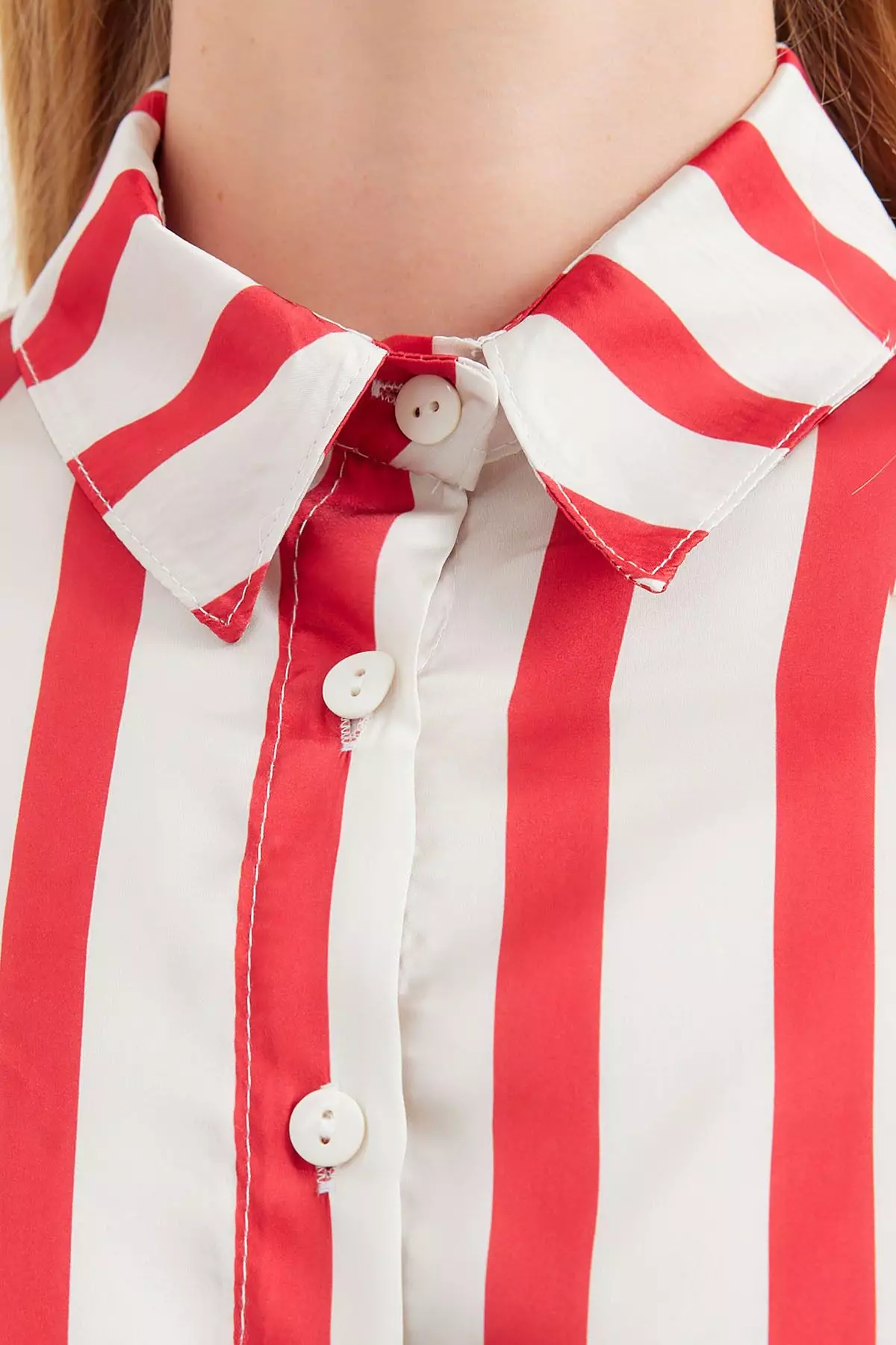 Long Sleeves Collared Shirt