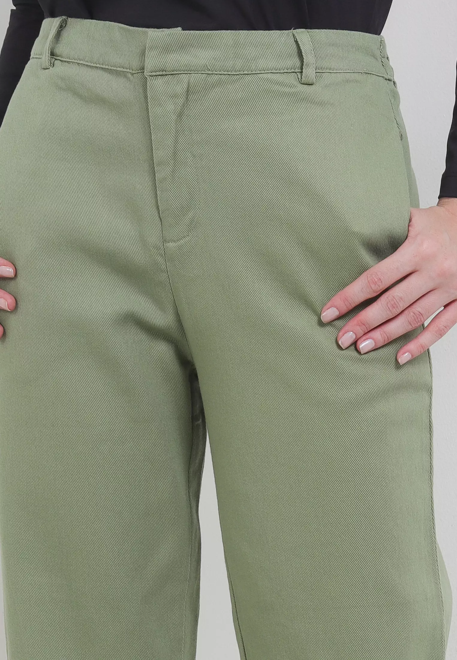 MFMW Reanna Celana Panjang Hijau