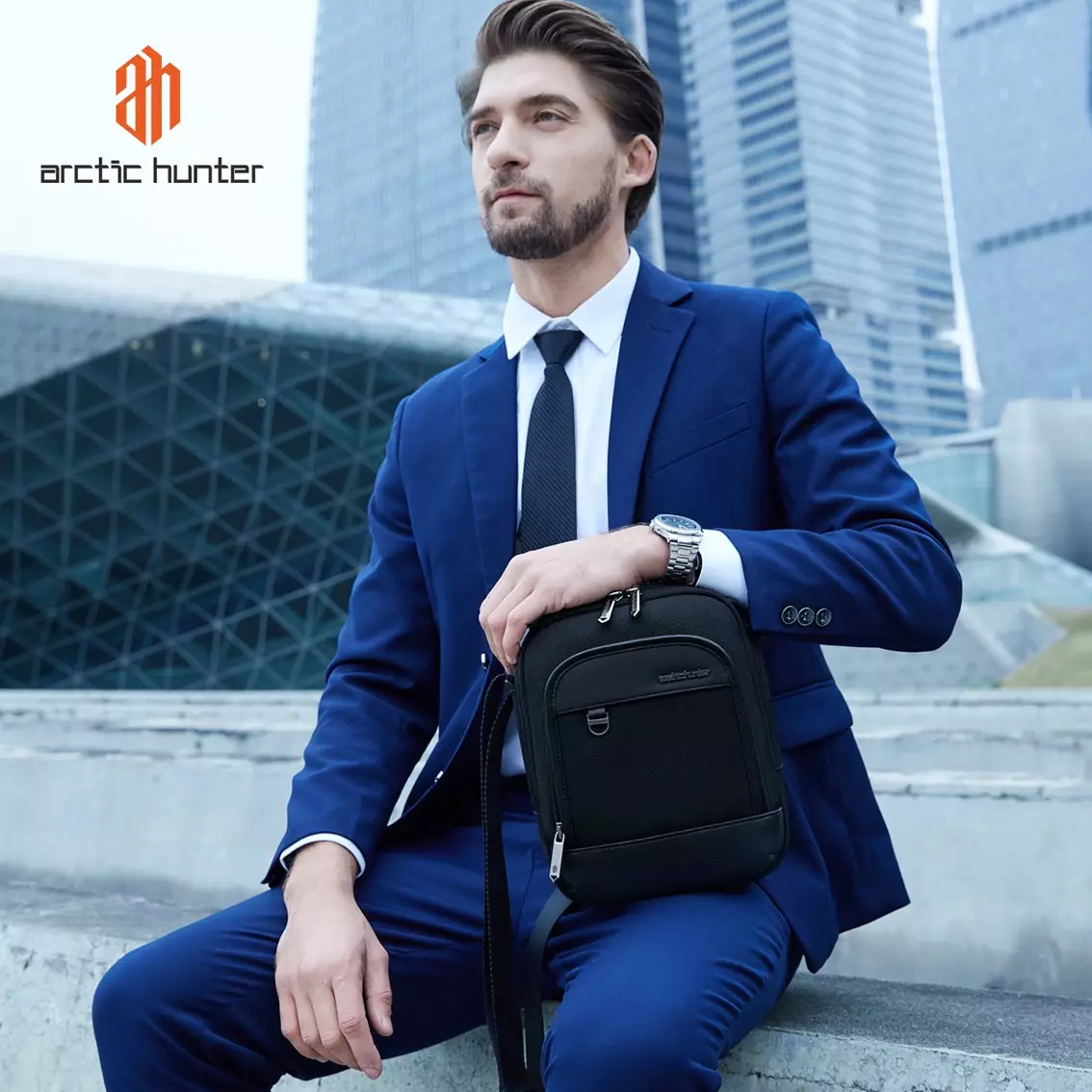 Arctic Hunter K00689 Tas Selempang Pria Exclusive Slingbag Pouch Crossbody-Black