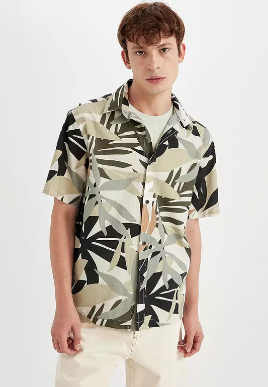 Regular Fit Hawaiian Printed Cotton Short Sleeve Shirt