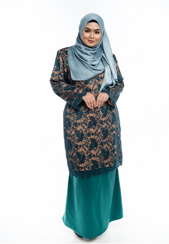 Buy Nayli Plus Size Kurung Modern Turquoise Lace from Nayli in orange and green and Multi at Zalora