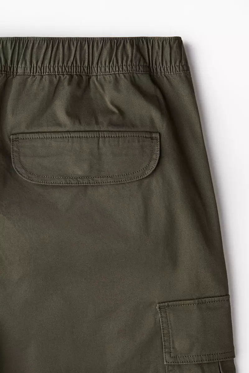 Loose Fit Cargo trousers