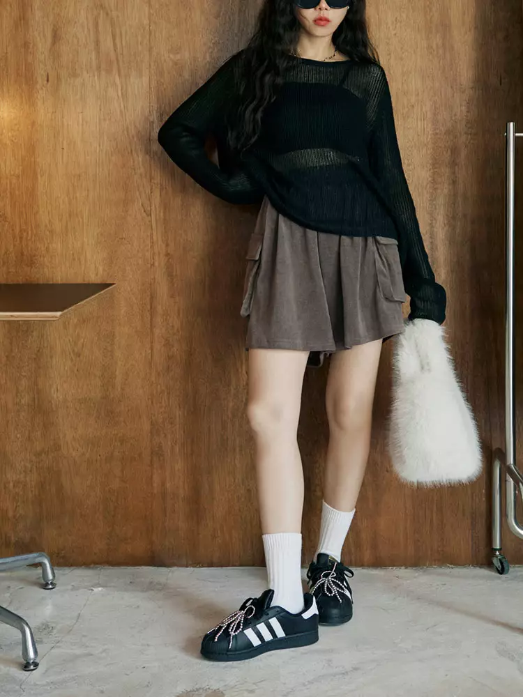 Solid color large pocket elastic waist casual shorts [BA7586]