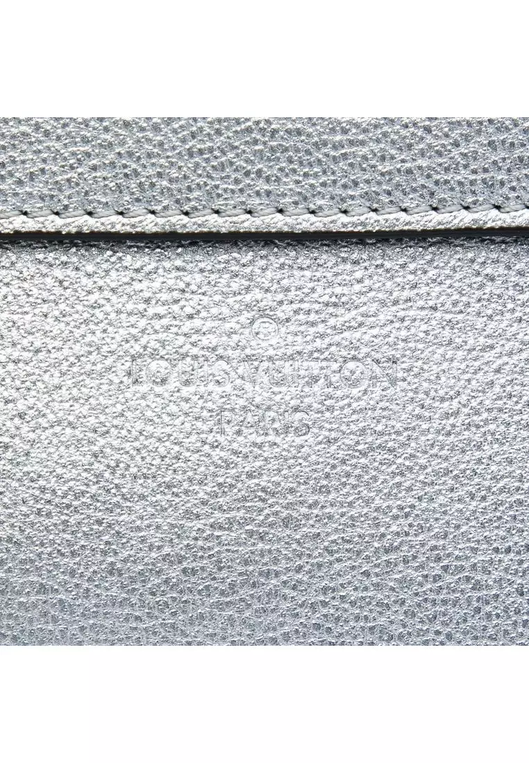 Pre-Loved Louis Vuitton Metallic Cuir Plume Ecume Very Chain Bag