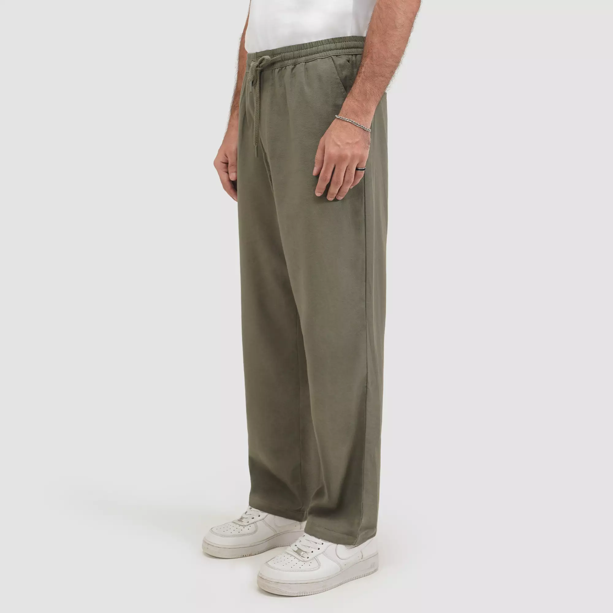 CELCIUS Celana Trousers Reguler Fit L03000714C Olive