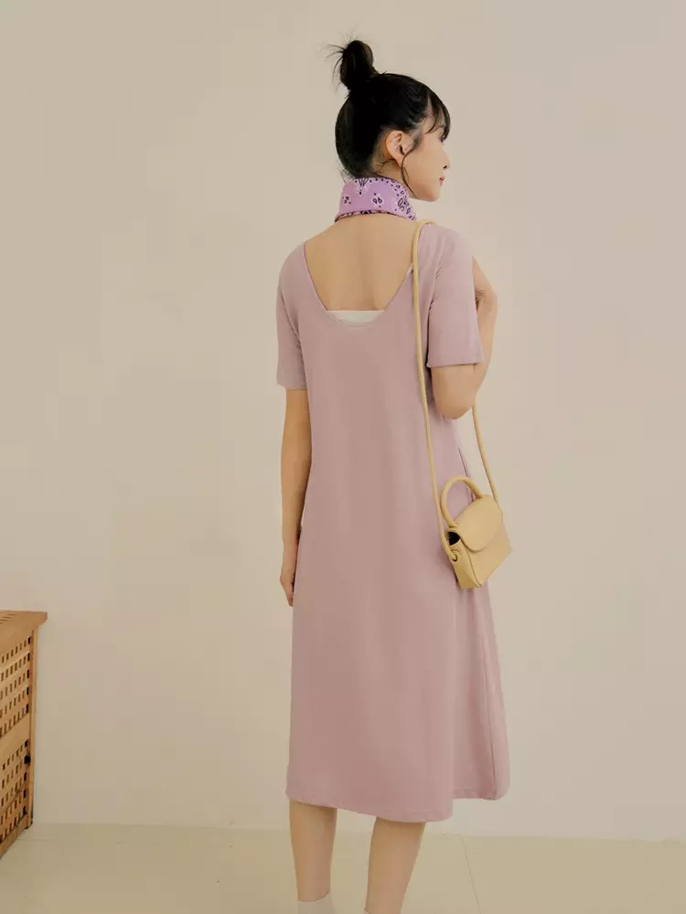 KITTY復古台灣．台灣製復古茄芷袋印花露背休閒洋裝《KB1343》