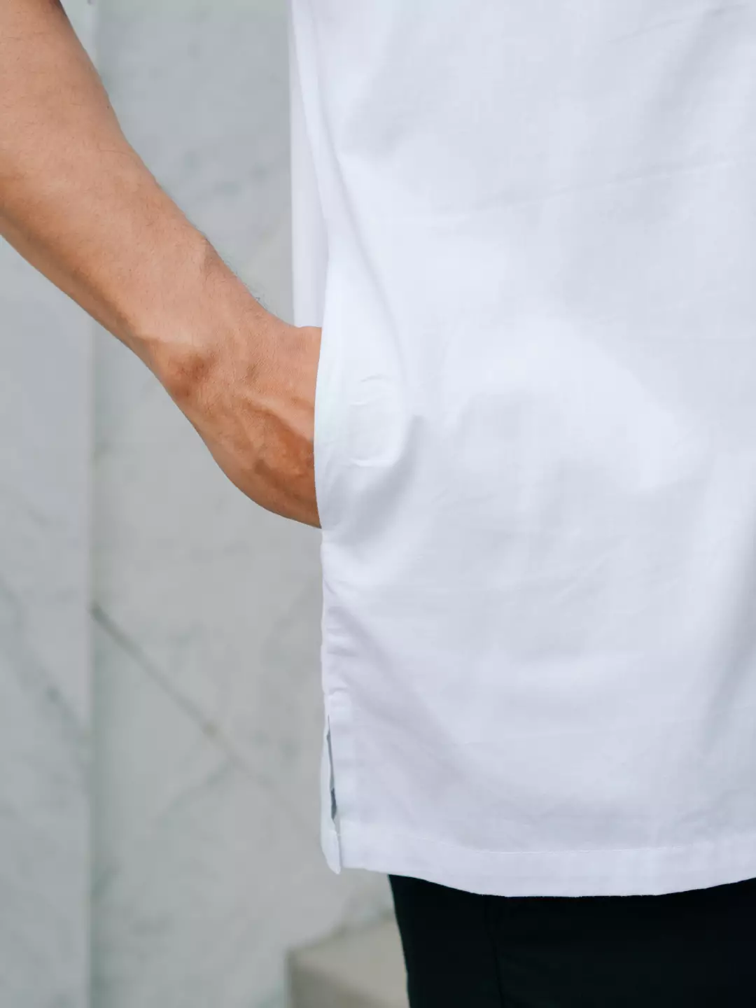 Adyatma Baju Koko Bordir Pria COTTON COMBED TWILL White Regular Fit Baju Muslim Pria Lengan Pendek