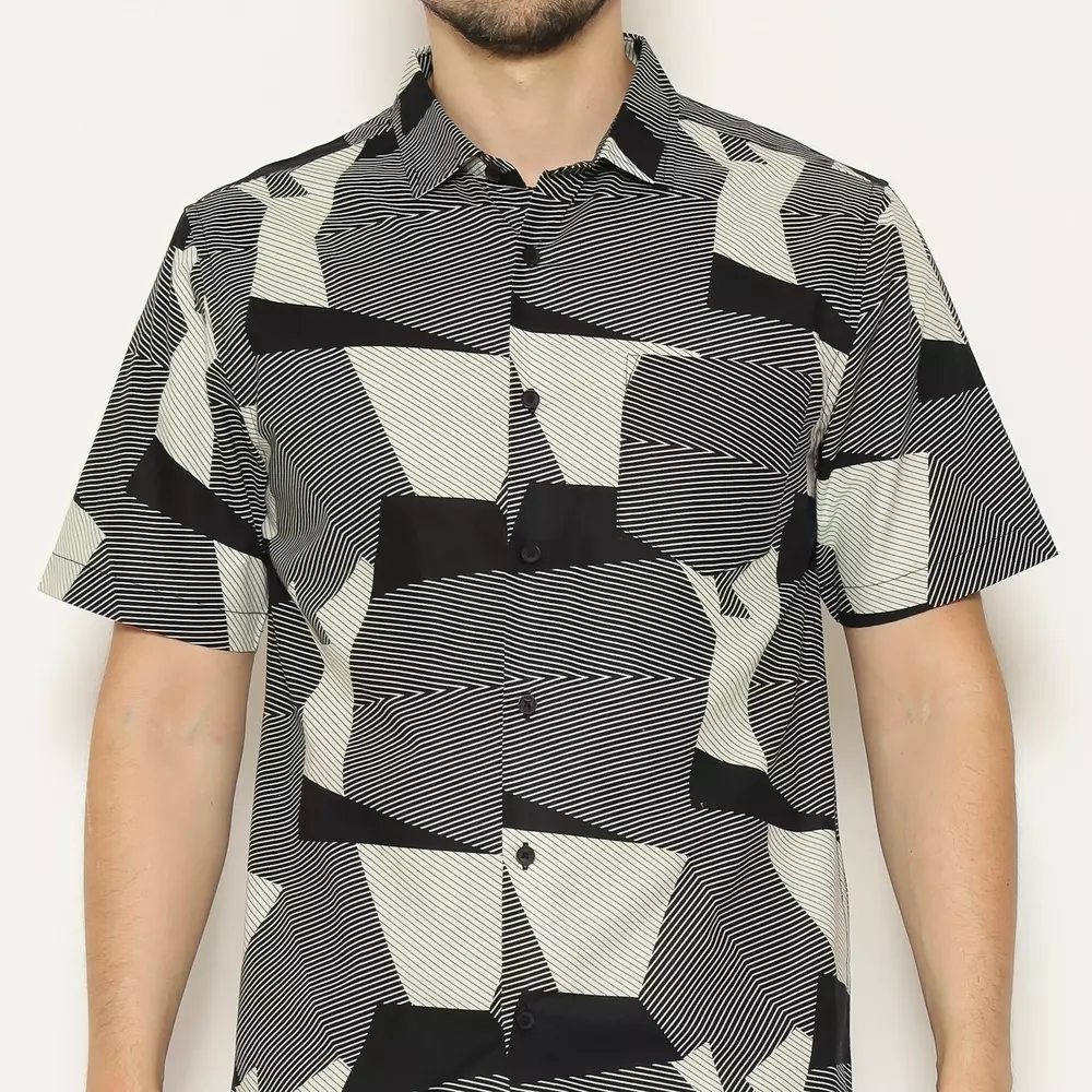 AMK Kemeja Pria Lengan Pendek SHP Bern S/S Black