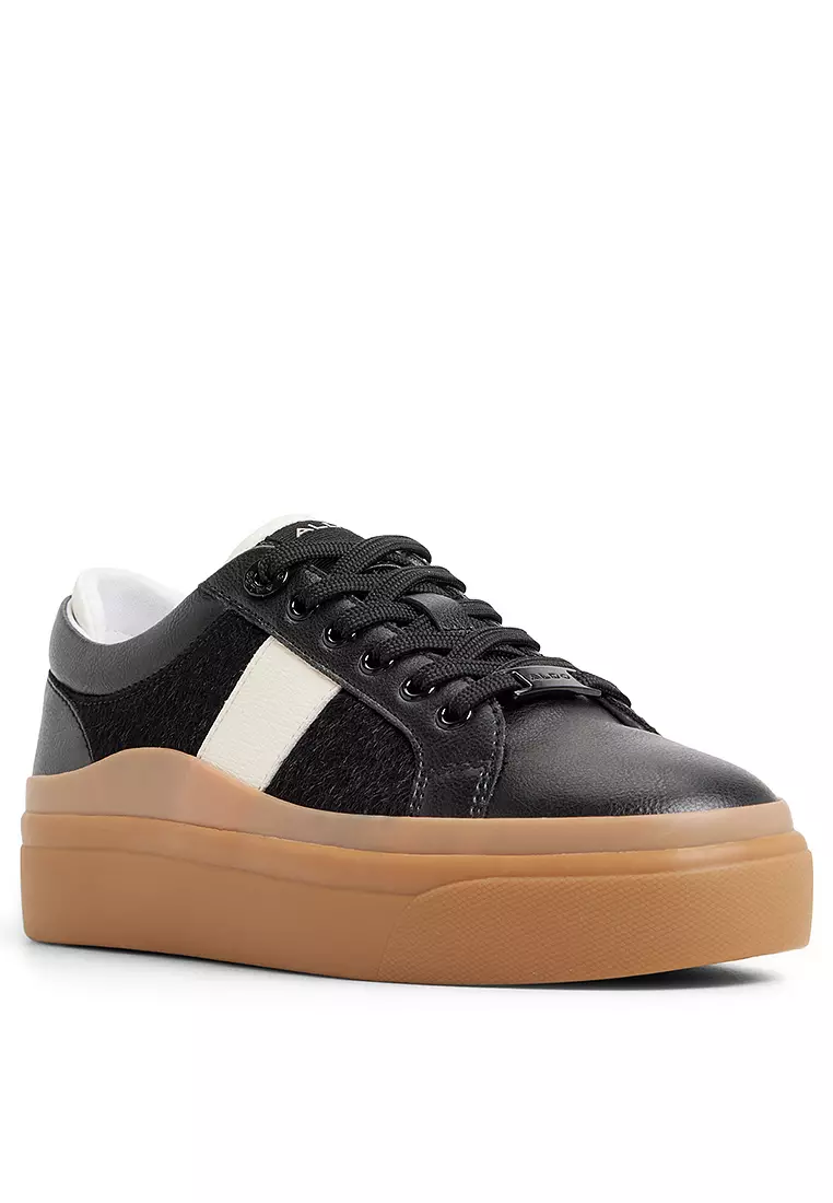 Brynlee Sneakers